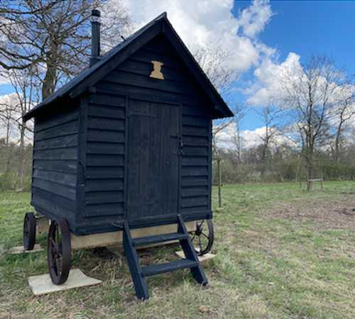 The Oaks Hut